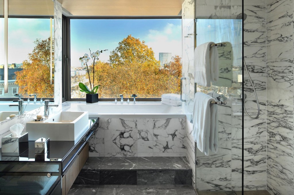 Belgraves Bathroom (photo courtesy hotel)