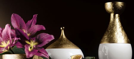 For Opera Lovers: Dinnerware Inspired by Mozart’s The Magic Flute