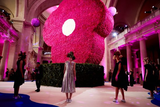 Met Gala 2017 Floral Decor (Vogue)