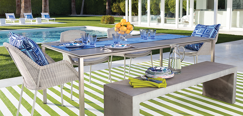 Dash & Albert Catamaran Stripe Sprout/White Outdoor Rug